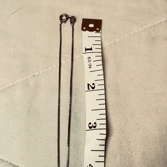 Silver Tone Round Pendant w/Open Circle at top & 2 Bands Across Middle Vintage - Picture 6 of 10